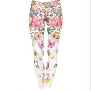 Lunafide’s Flower Reign Leggings NWOT